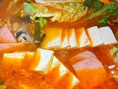 -野山舂·贵州现舂酸汤火锅(鸿通城店)