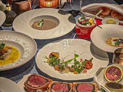 -弦月窗LUNETTE BY AMANDA(复兴路店)