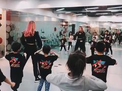 -舞霖精灵国际舞蹈教育中心(华创生活广场店)