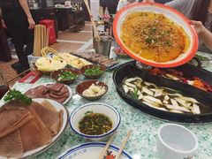 -鸿姐老火锅(疁城新天地店)