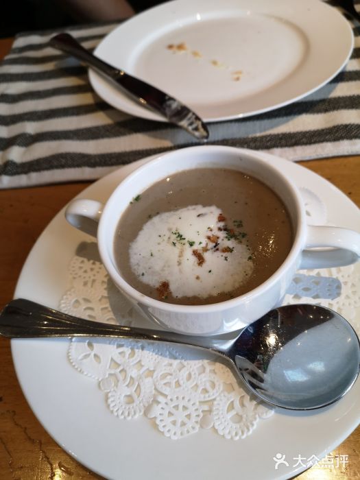 兰特伯爵西餐厅·啤酒屋(方庄店)奶油蘑菇汤图片