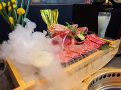 -铭牛烧肉·和牛海鲜自助(高新月牙湖店)