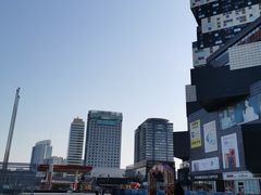 -资和信百货商场