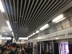 -红土地(地铁站)