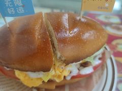 -兴华里茶记(禅城同济首店)
