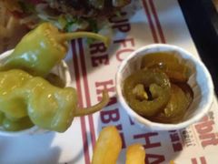 -The Habit Burger Grill 哈比特汉堡(复兴soho店)