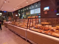 -巴黎贝甜(大宁国际商业广场店)