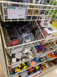 -爱婴室(福州道山路店)