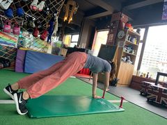 -GYMPLUS私教健身会馆(大悦城店)