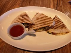 -玛格萝妮(汇智国际商业中心店)