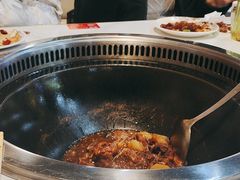 -哈尔滨烧烤·山河村铁锅炖(交大店)