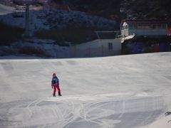 -荣盛康旅野三坡滑雪场