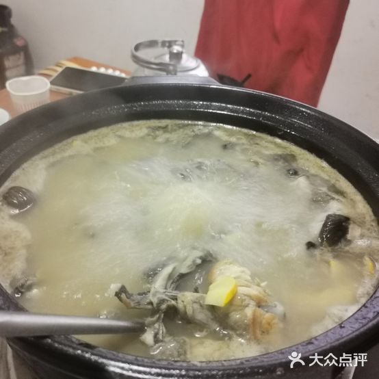 鸿泗维西木瓜鸡(神川巷店)