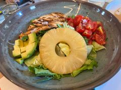 烤鸡胸肉凤梨沙拉-悠航SLOWBOAT(三里屯店)