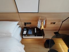 -上海浦东中心万枫酒店