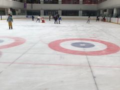 -炫采冰场(红博中央公园商场店)