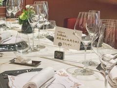 店内布置-ZHAO赵·牛扒坊(万象城店)