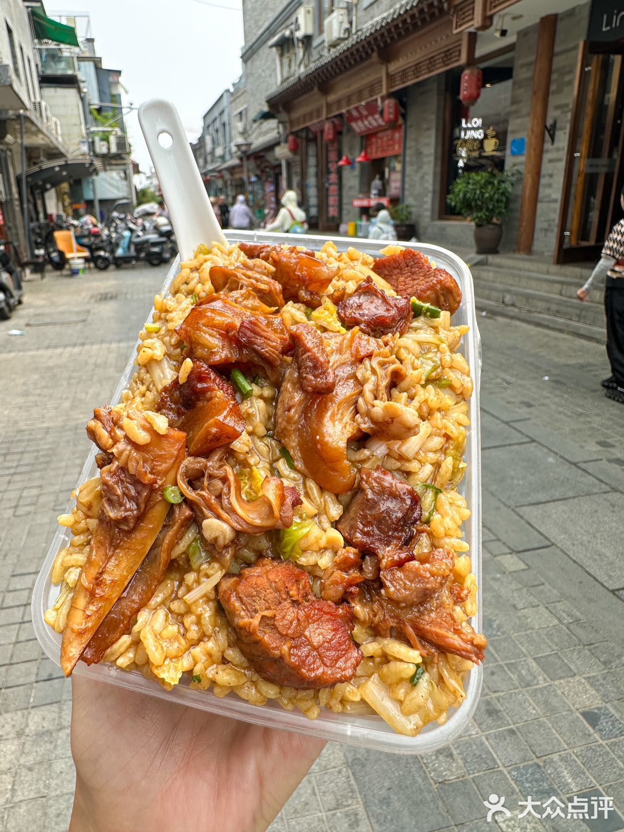 北京最伟大的单品出现了🥲。。。。。