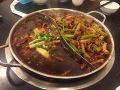 鸡杂毛血旺鸳鸯锅-胖娃古镇鸡杂(磁器口总店)