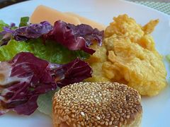 -亮马河饭店翠雅咖啡厅