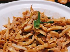 -吕氏疙瘩汤·海鲜新鲁菜(凯德mall新都心店)