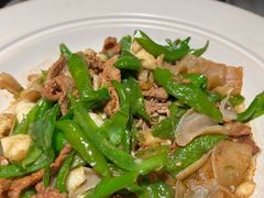 辣椒炒宁乡花猪肉-佬麻雀·剁椒鱼头(京基KK One店)