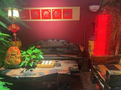 -大匠工房古船木艺术餐厅·猪肚鸡专门店(长白仙岛店)