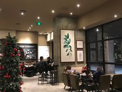 大堂-星巴克(深圳宝安泰华店)