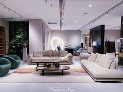 -罗奇堡家具(淮海西路店)