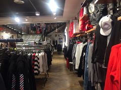 -三福时尚(三峡广场华夏银座店)