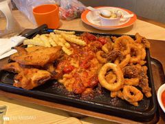 -必胜客(中大银泰店)
