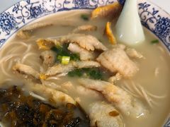 -明呈黄鱼面馆(斜土路店)
