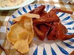 脆皮乳鸽-新大咀港式茶餐厅(宝山万达店)