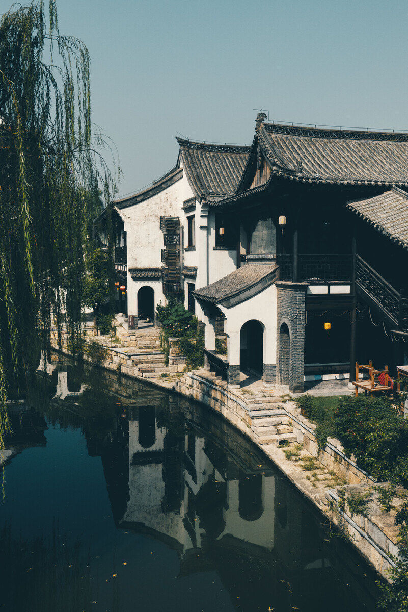 台儿庄古城被称为活着的古运河 是中华古水城