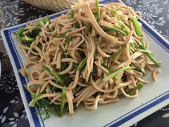 -八两八金·莱芜特色炒鸡(市南漳浦路店)
