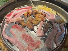 -哈哈碳都·牛肋条无限自助烤肉(宝龙店)