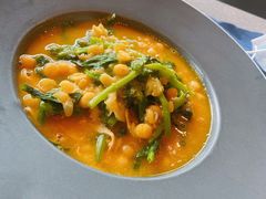 豌豆黄浸豌豆尖-半山腰·云南菜(侨福芳草地店)