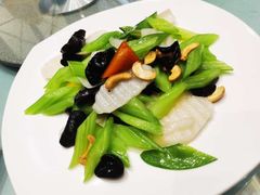 清炒时蔬-高第街56号港式餐厅·精选(世茂广场宽厚里大明湖店)