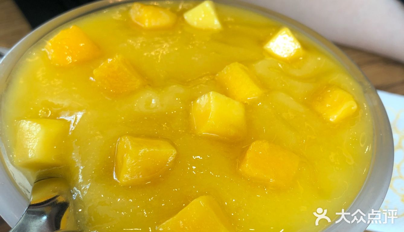 沐浴着阳光,吃了甜品,让节奏放慢