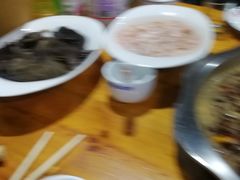-何氏串串香火锅(翠亨店)