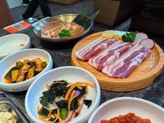 -彭妈家•韩国烤肉料理(张杨路店)