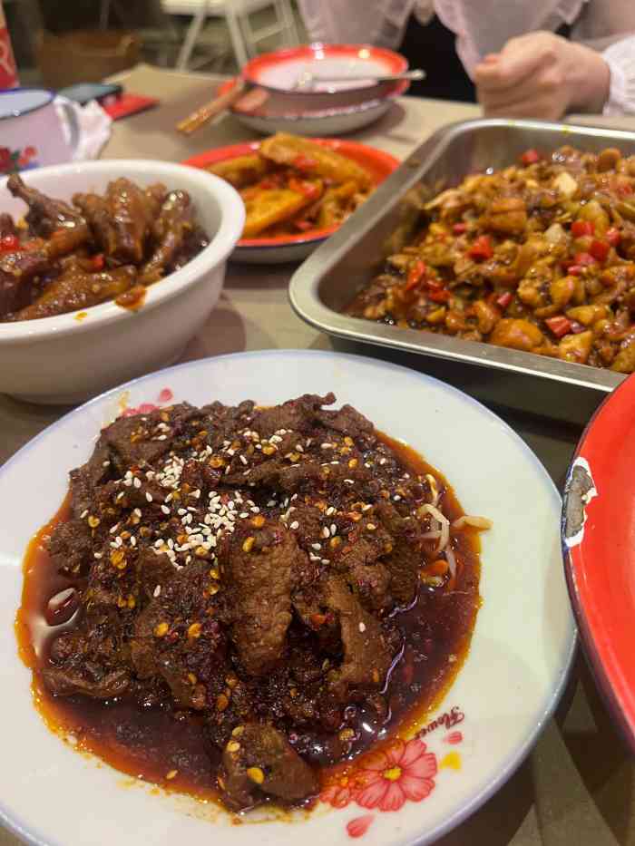 老三样·博物美食馆(北京东路店)-"来到南昌,除了登滕王阁,逛八一纪念