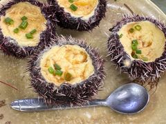 -三亚火车头万人海鲜广场