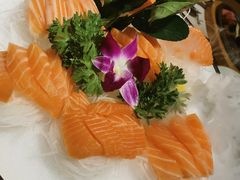 -青瓦餐厅·生鱼片·韩园烤肉(西塔店)