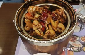 Oyster Sauce Frog Legs Wooden Bucket Rice