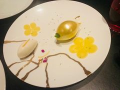 -Salon de The de Joel Robuchon(外滩18号店)