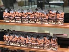 -Laderach 莱德拉(上海环贸iapm店)