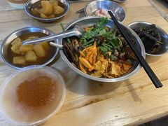 -柳州肥姨妈大骨螺蛳粉(东靖路店)
