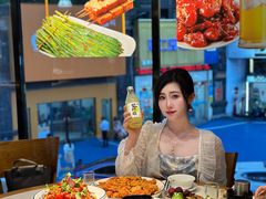 -鑫郭氏·南昌20年大排档(红谷滩旗舰店)