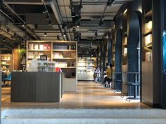 -光海书局(南京东路第一百货店)